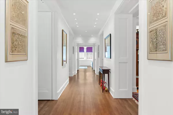 Washington, DC 20008,2540 MASSACHUSETTS AVE NW #105