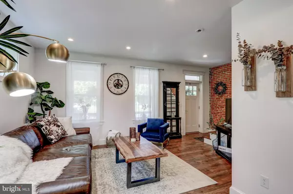 Lancaster, PA 17602,354 NEW HOLLAND AVE