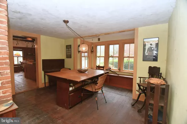 Doylestown, PA 18902,3923 FERRY RD