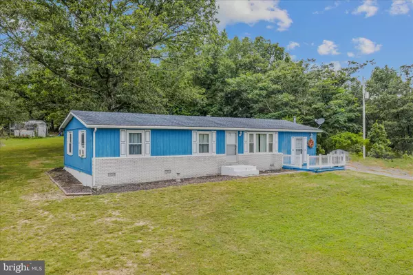 Berkeley Springs, WV 25411,35 SLEEPYVIEW LN
