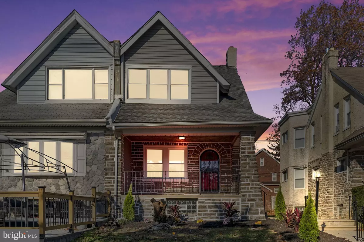 Philadelphia, PA 19138,911 E RITTENHOUSE ST