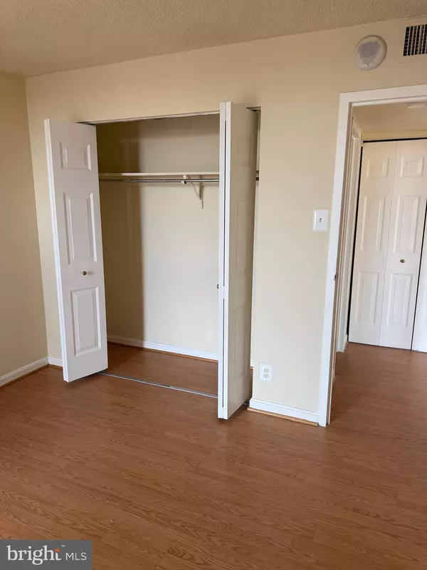 Mclean, VA 22101,6800 FLEETWOOD RD #803