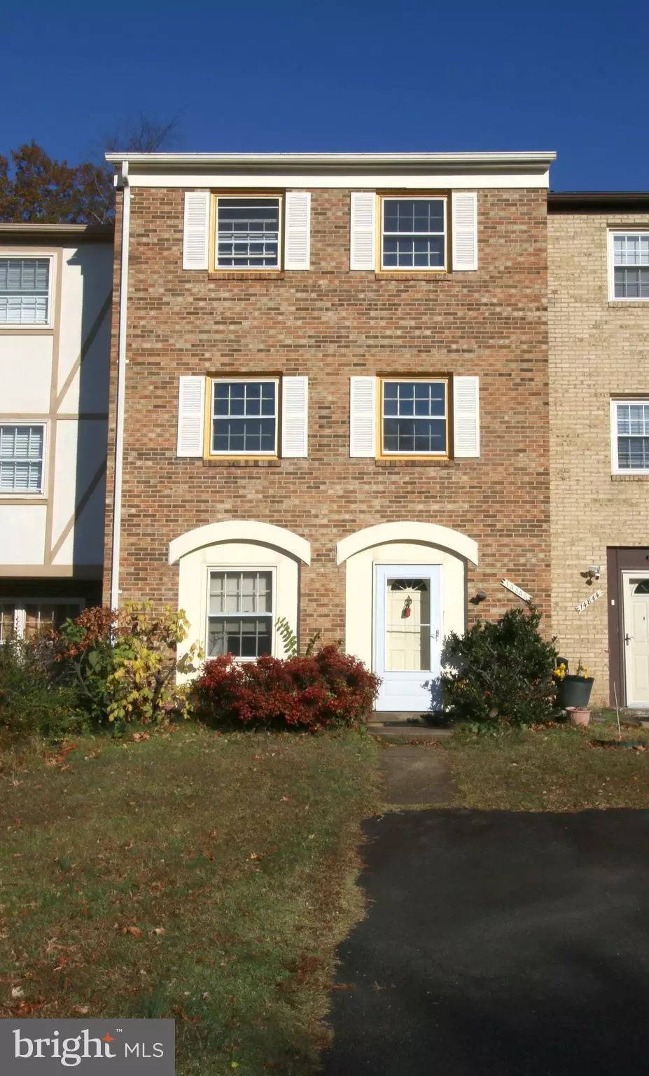 Centreville, VA 20120,14846 HAYMARKET LN