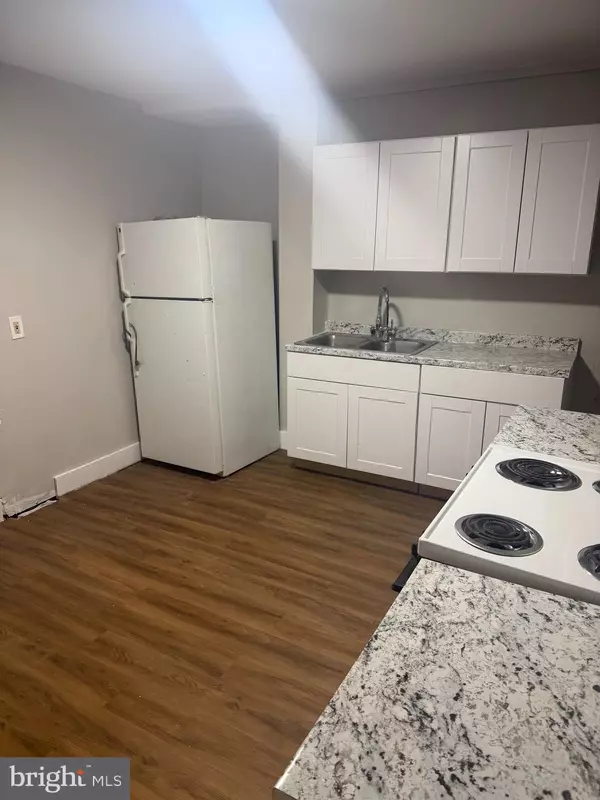 Norristown, PA 19401,879 CHERRY ST