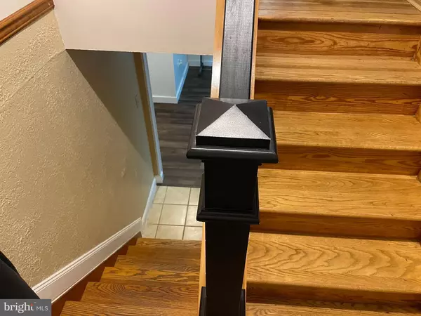 York, PA 17404,270 CANARY CIR