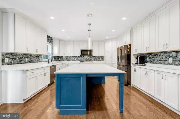 Haymarket, VA 20169,6935 LITTLE JOHN CT