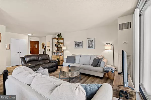 Alexandria, VA 22314,400 MADISON ST #304