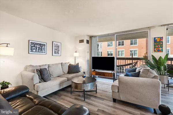 Alexandria, VA 22314,400 MADISON ST #304