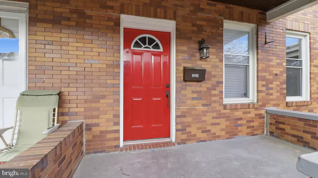 3324 CLIFTMONT AVE, Baltimore, MD 21213