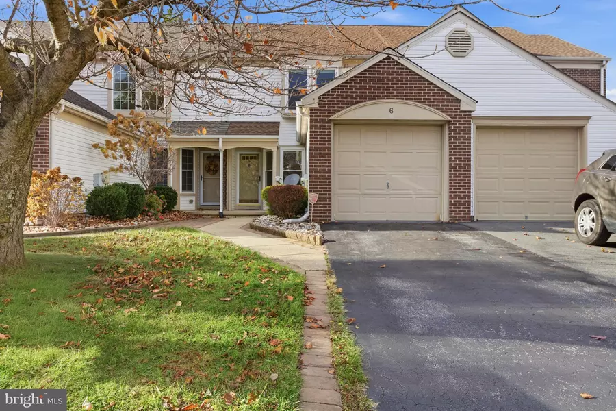 6 LAKE TAHOE CIR, Bear, DE 19701