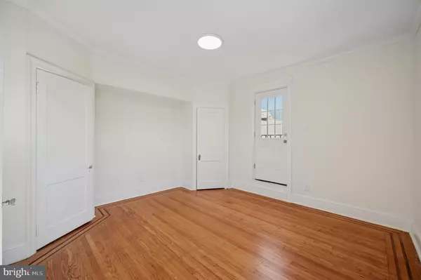 Philadelphia, PA 19122,1221 N FRANKLIN ST #3R