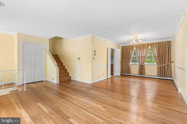 Wilmington, DE 19808,2721 FAWKES DR