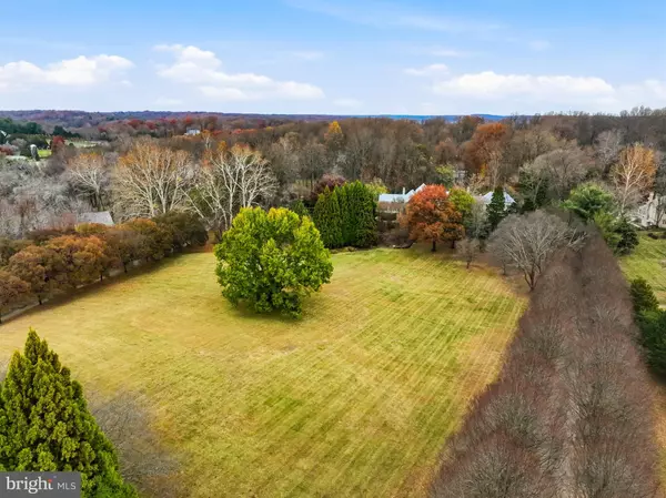 Great Falls, VA 22066,9324 GEORGETOWN PIKE