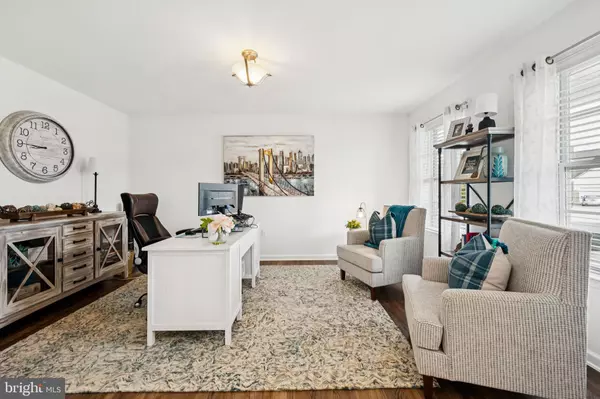 Hammonton, NJ 08037,36 DOGWOOD LN