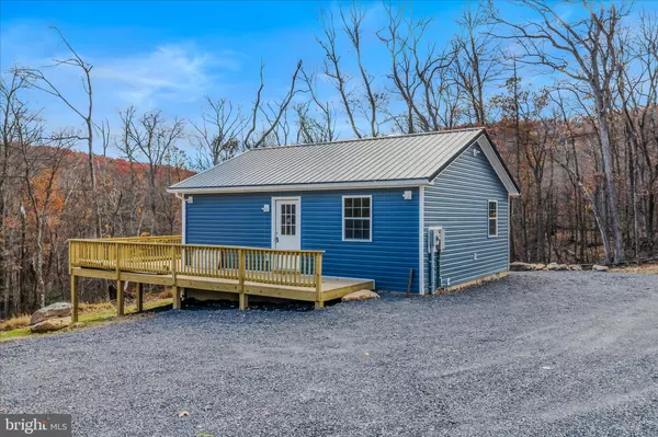 Hedgesville, WV 25427,157 MAVERICK TRL