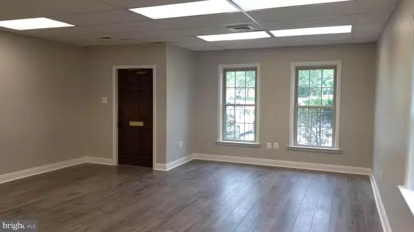 Annandale, VA 22003,7361 MCWHORTER PL #310