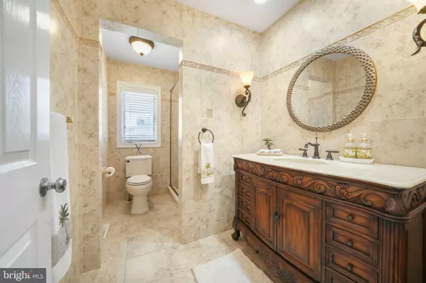 Forked River, NJ 08731,814 ENSIGN DR