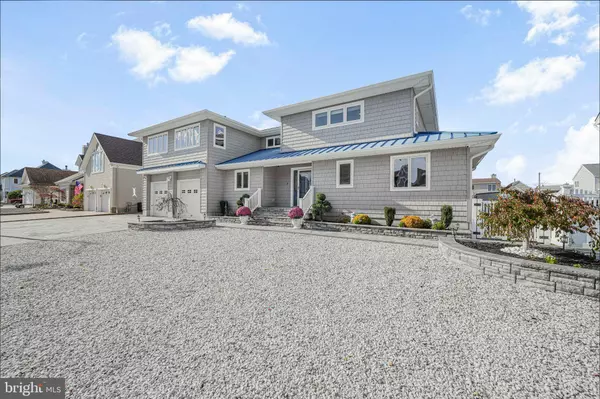 Forked River, NJ 08731,814 ENSIGN DR