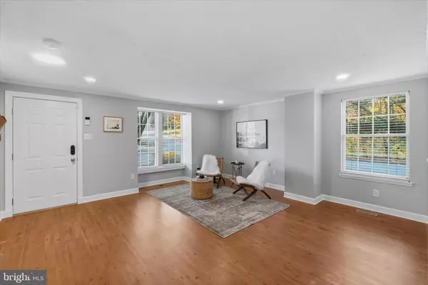 Arnold, MD 21012,1272 SEMINOLE DR