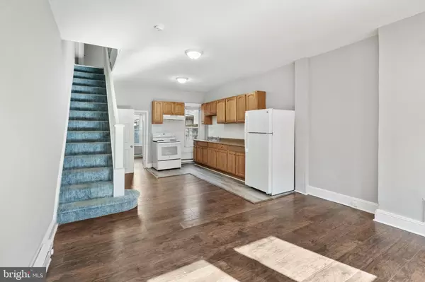 Philadelphia, PA 19145,2117 PIERCE ST