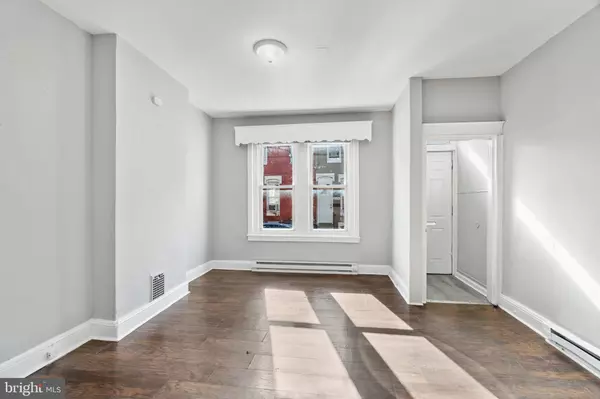 Philadelphia, PA 19145,2117 PIERCE ST