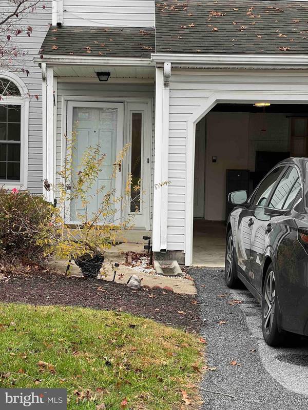 Harrisburg, PA 17111,6247 SPRING KNOLL DR