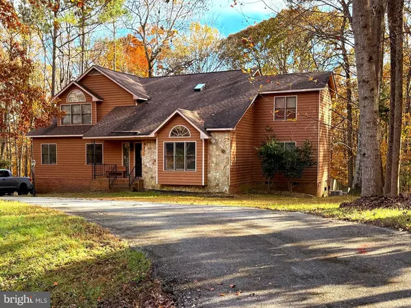 14429 FOX KNOLL DR, South Chesterfield, VA 23834