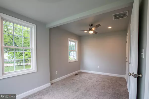 Elkridge, MD 21075,6771 ATHOL AVE