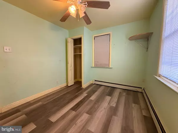 Forked River, NJ 08731,930 TAPPAN ST