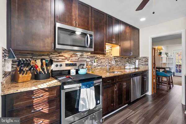 Laurel, MD 20707,8112 FENWICK CT