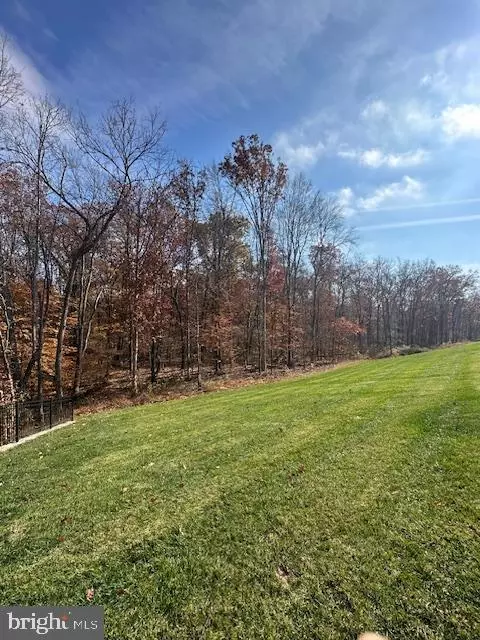 Chantilly, VA 20151,5159 RIDGEVIEW RETREAT DR