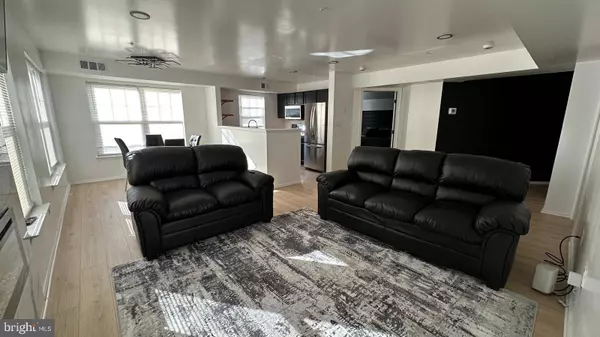 Upper Marlboro, MD 20772,13900 FARNSWORTH LN #4202