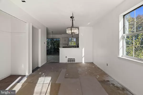 Philadelphia, PA 19135,6502 DITMAN ST