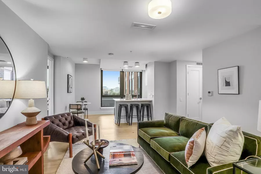 1211 VAN ST SE #501, Washington, DC 20003