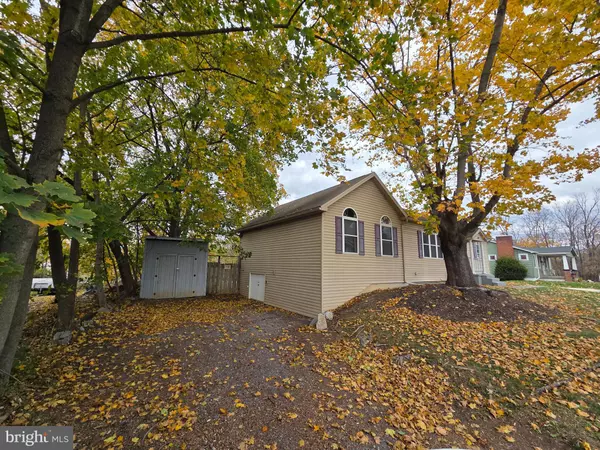 Mechanicsburg, PA 17050,53 SAMPLE BRIDGE ROAD