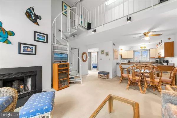 Bethany Beach, DE 19930,39362 RACQUET LN #8603