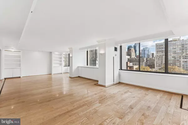 Philadelphia, PA 19103,202-10 W RITTENHOUSE SQ #1106