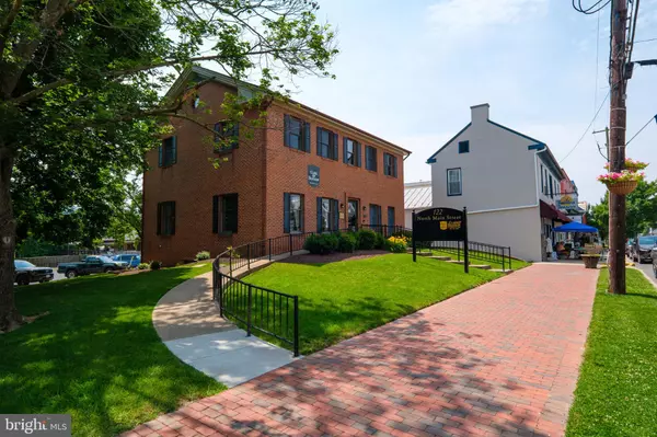 122 NORTH MAIN STREET #301, Woodstock, VA 22664