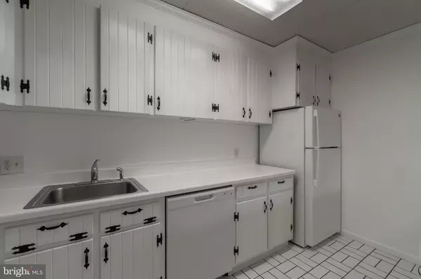 Hagerstown, MD 21740,1631 EDGEWOOD PL #103