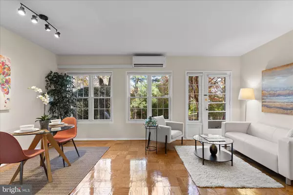 Alexandria, VA 22302,3721 GUNSTON RD