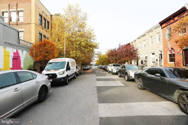 Baltimore, MD 21205,805 COLLINGTON