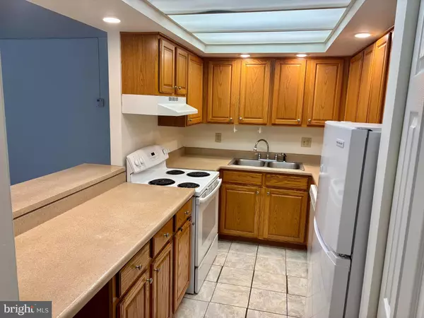 State College, PA 16801,804 STRATFORD DR #14