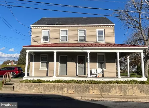 238 N GEORGE ST #A, Millersville, PA 17551