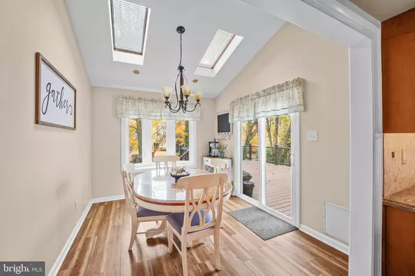 Feasterville Trevose, PA 19053,419 CEDAR AVE