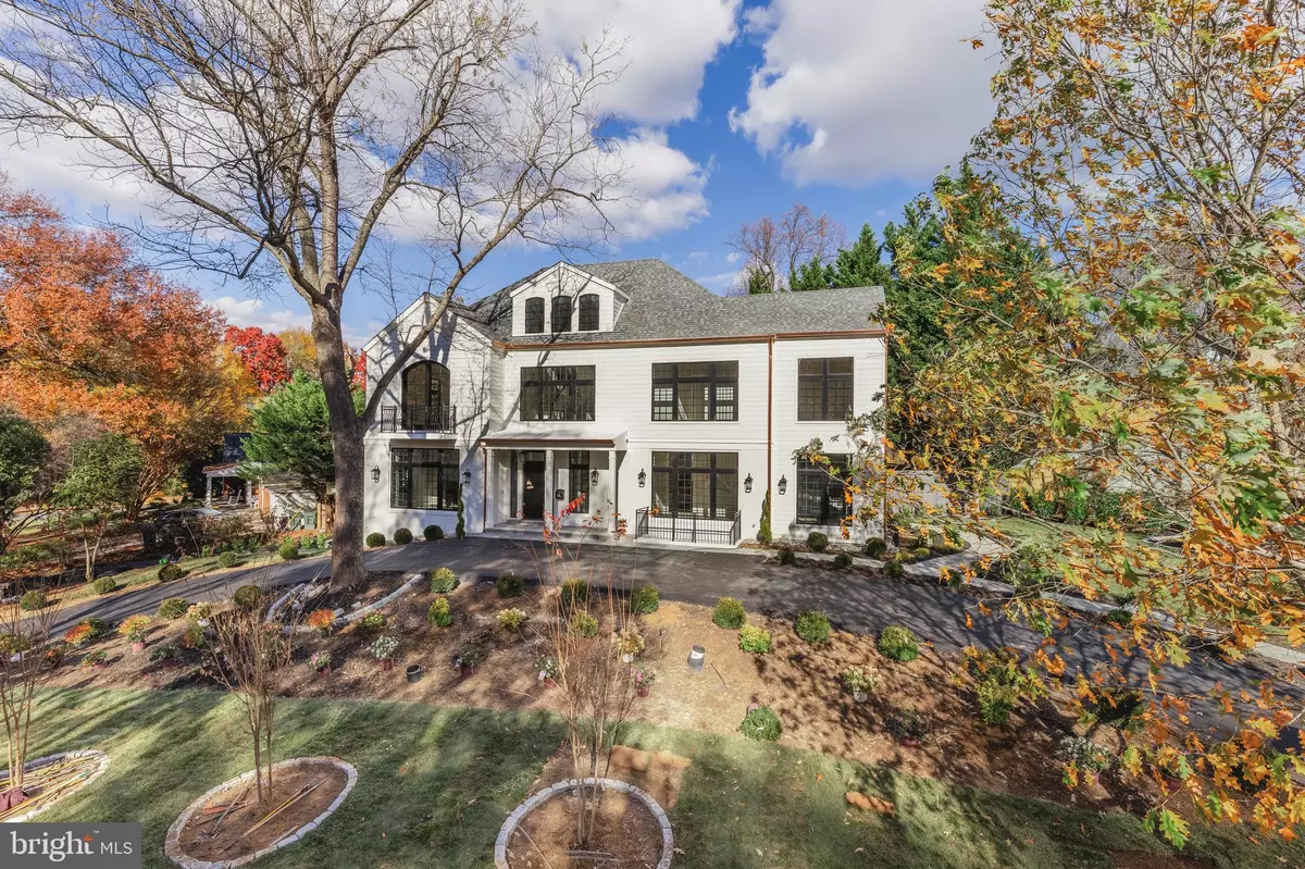 Washington, DC 20016,5125 UPTON ST NW