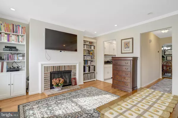 Arlington, VA 22213,6701 WASHINGTON BLVD #B