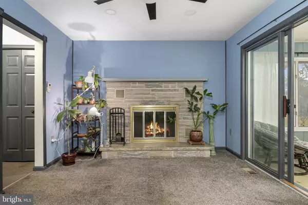 Lititz, PA 17543,46 GREEN ACRE RD