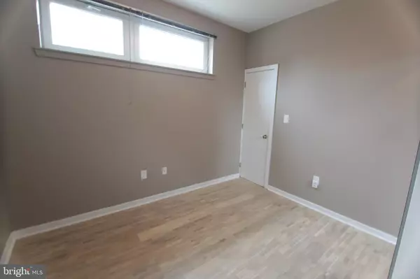 Philadelphia, PA 19121,1856 N WILLINGTON ST #1