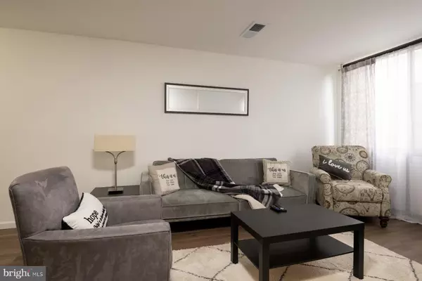 Alexandria, VA 22312,487 N ARMISTEAD ST #101