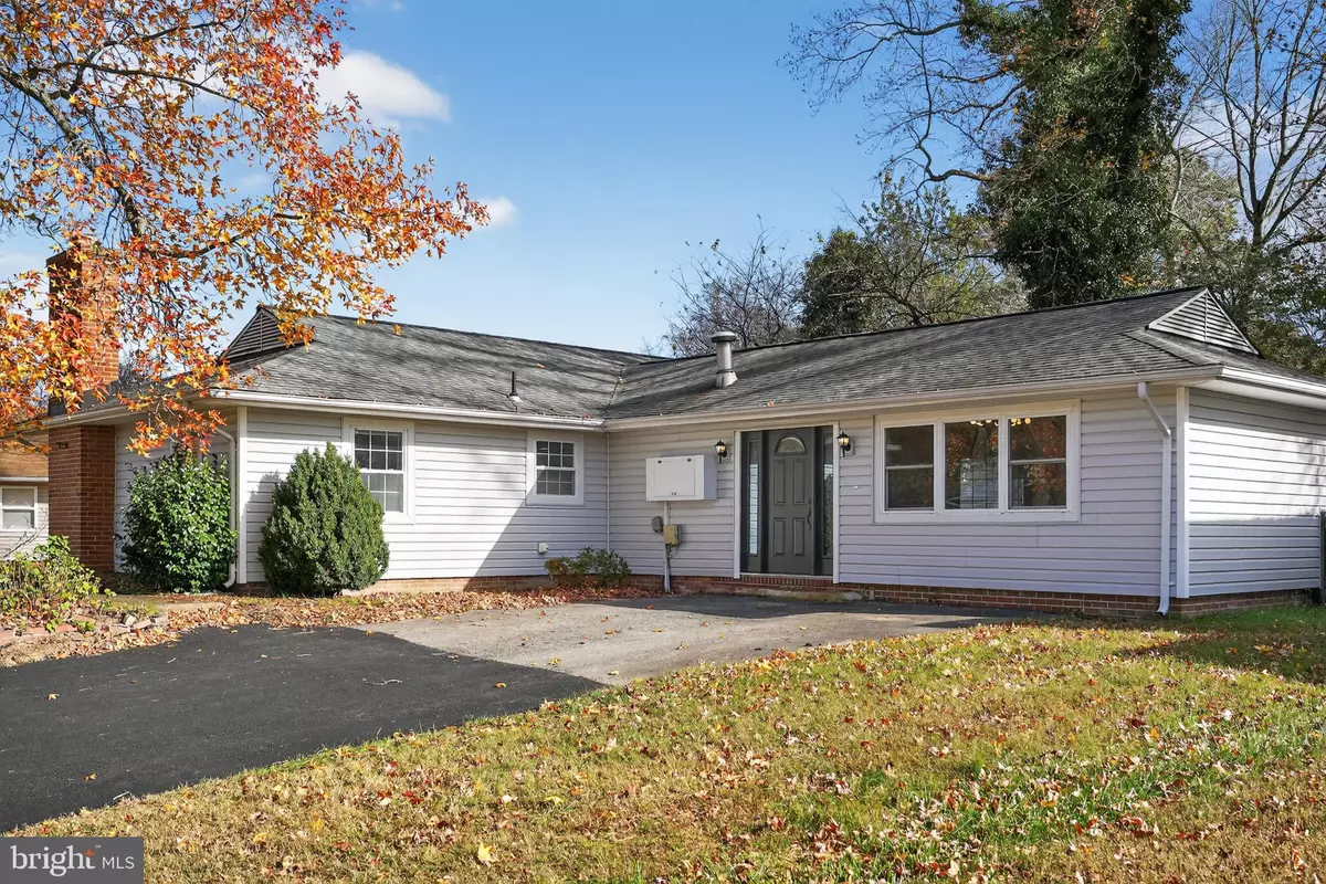 Waldorf, MD 20601,8021 HOLLY AVE